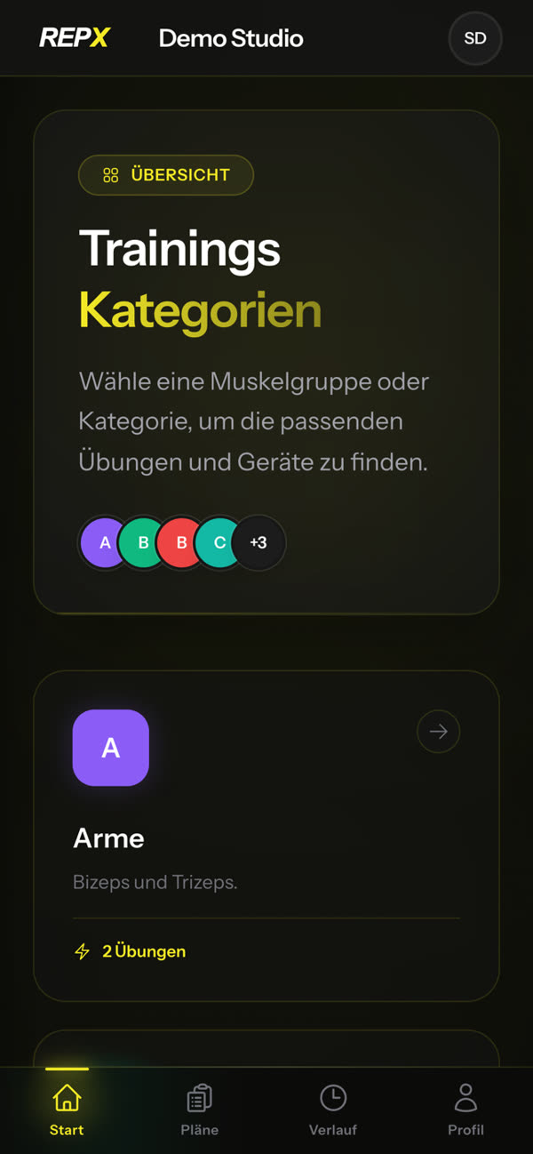 Startseite der Mitglieder-App mit Trainingskategorien